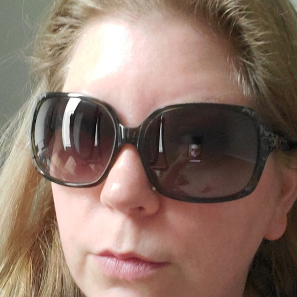 Coach Sunglasses - Picture 6 of 6